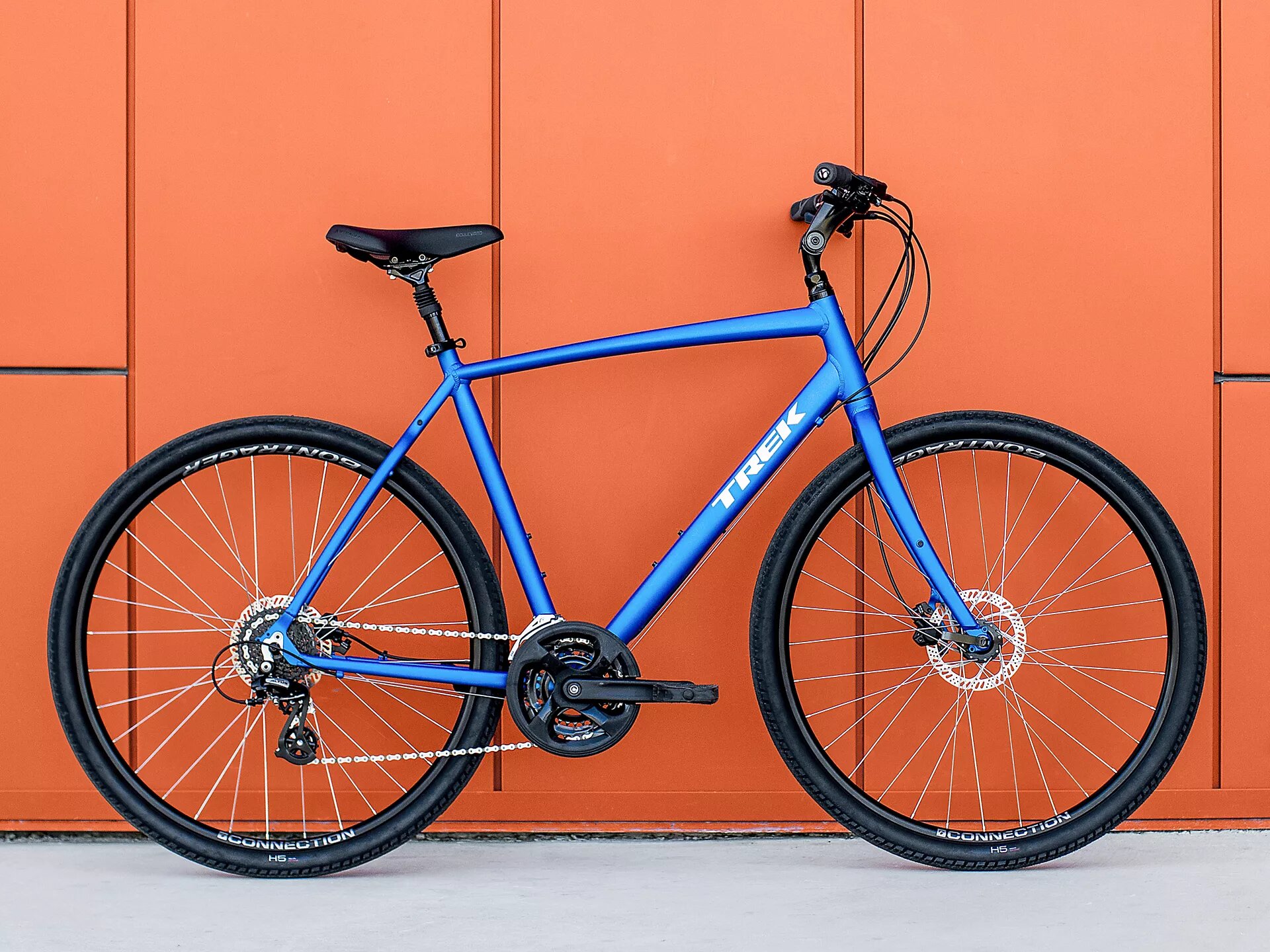 hybrid bikes trek